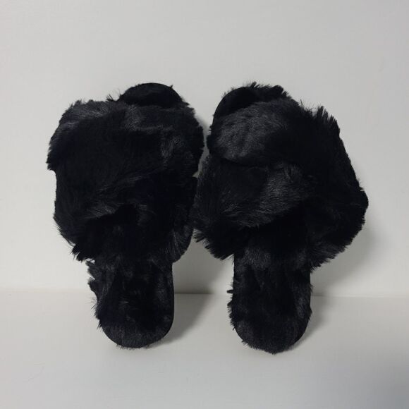 FamiPort Fuzzy Fur Cross-Band Cushioned Non-Slip indoor/outdoor slippers - Picture 6 of 14